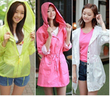Fashionable Raincoat Supplier