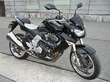 z1000